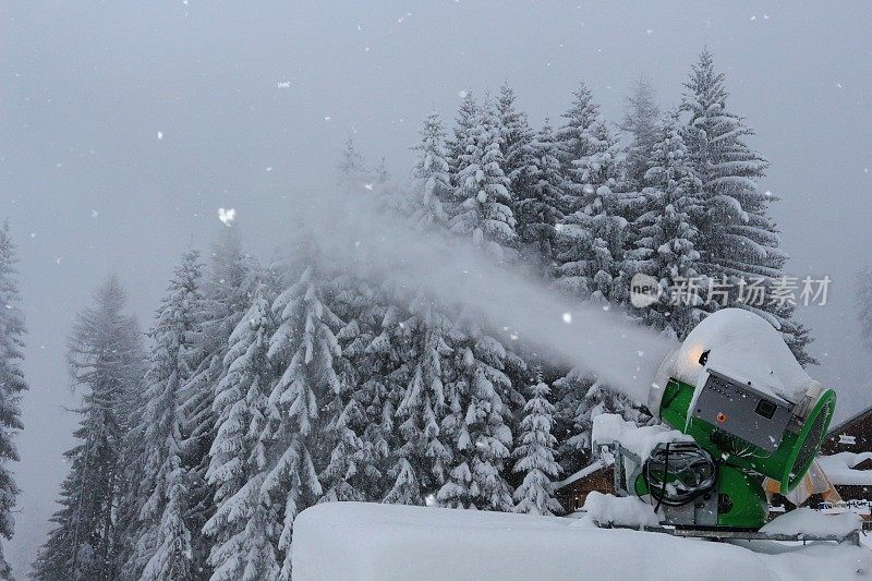 Wagrain Skiamade滑雪场的雪机